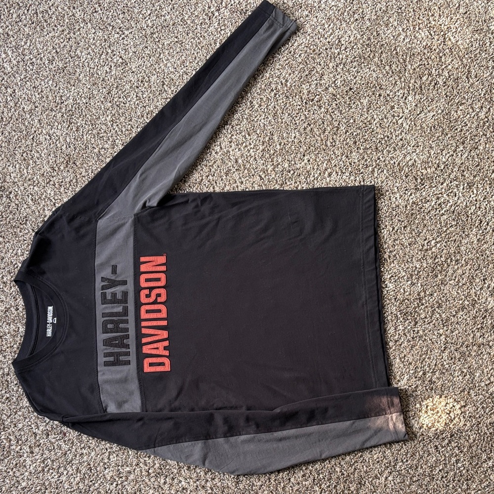 Harley-Davidson Black and Gray Tee with Red Logo